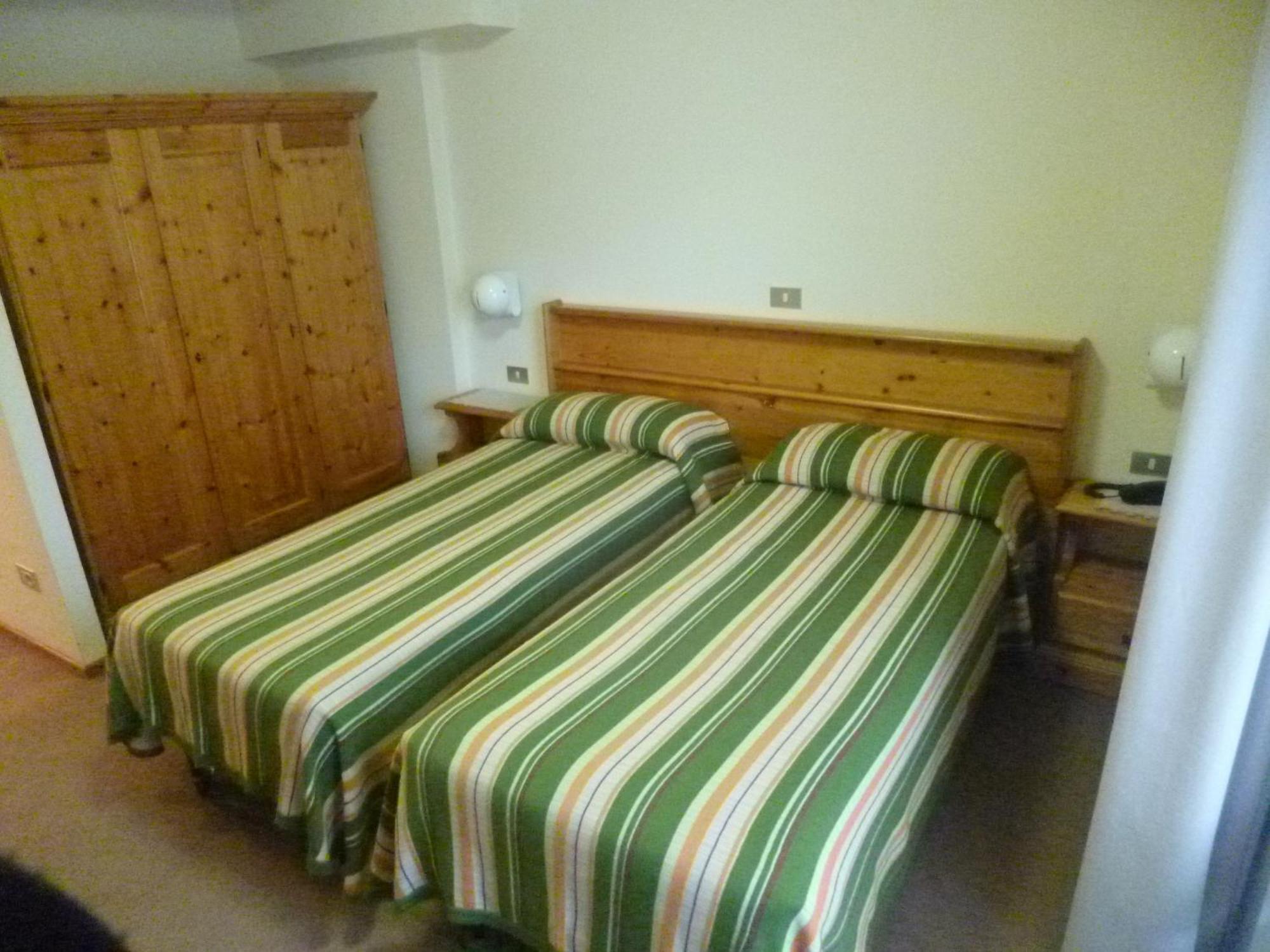 Hotel Valdotain Villeneuve Cameră foto
